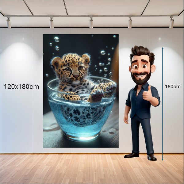 Leinwandbild Verspielt und Niedlich Leopardenjunges im Glas 120x180 cm Hochformat