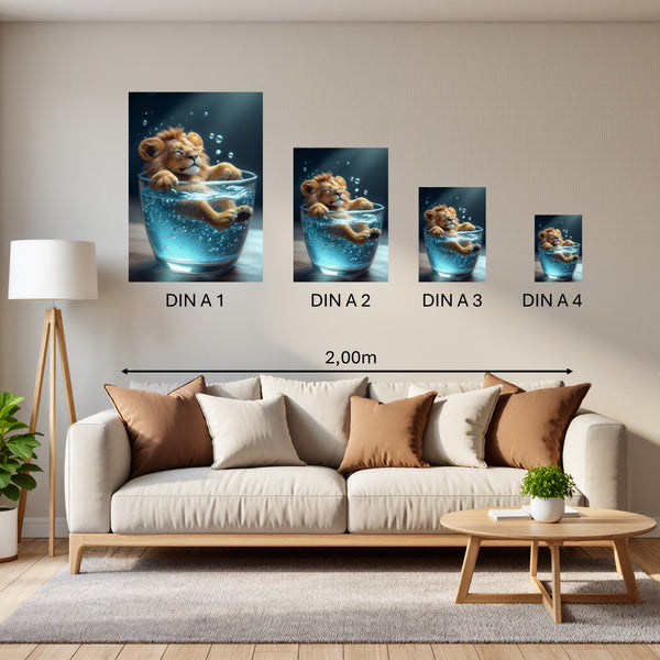 Groessenvergleich Poster in DIN A 1 2 3 4 Entspanntes Löwenbaby im Glas Hochformat