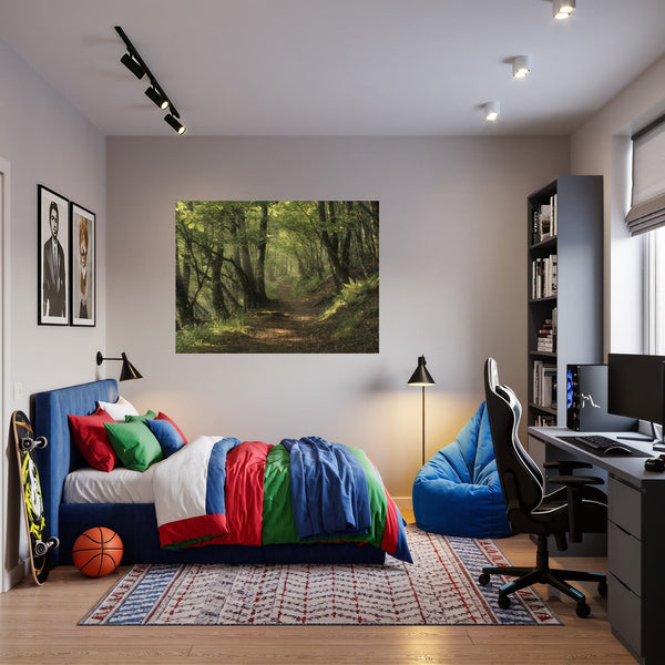 Poster Wandbild Waldweg im Morgenlicht fuer Jugendzimmer warmeFarben Querformat