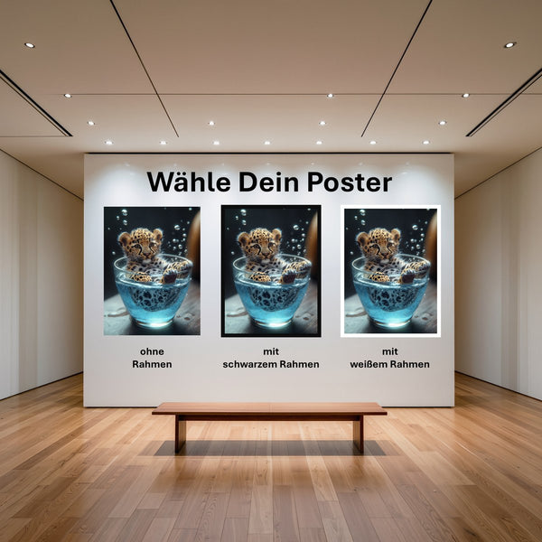 Poster Verspielt und Niedlich Leopardenjunges im Glas mit und ohne Rahmen